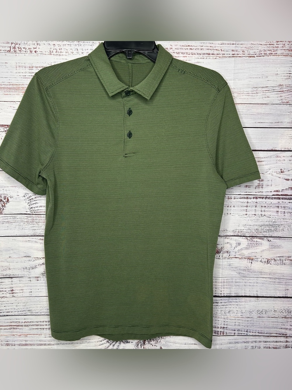 Lululemon  Evolution Polo Green Stripe Shirt Men’s Size Small G19